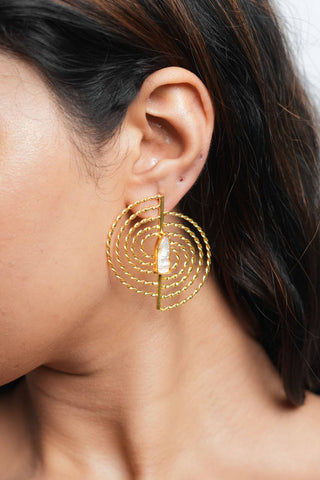 Orbitra Pearl Earrings