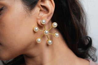 Stellar Pearl Studs
