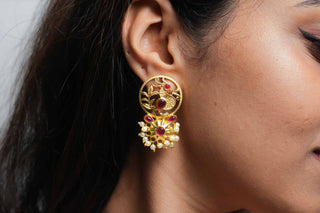 Aarohi Pearl Kundan Drops