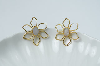 Full Bloom Earrings