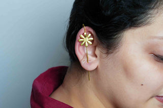 Elysia Petal Earcuff