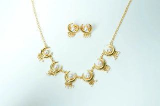 Chandra Loop Necklace Set