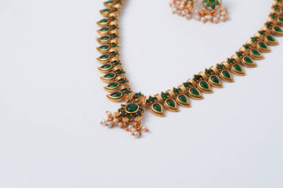 Mayura Drop Necklace Set