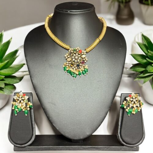 Rajvilaas Necklace Set - Green