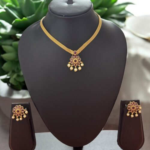 Amulya Bloom Set - Ruby