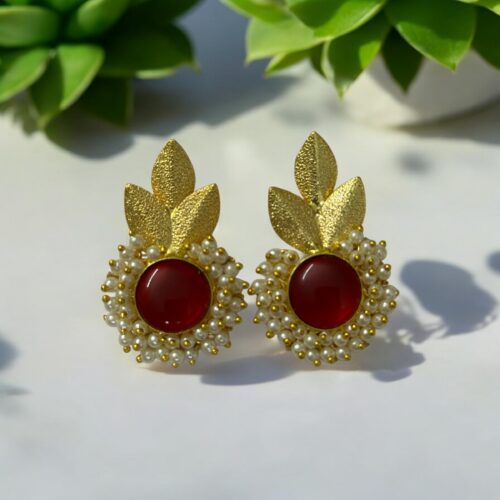 Petal Pearl Studs - Red