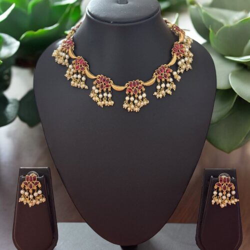 Padma Pearl Antique Choker - Ruby